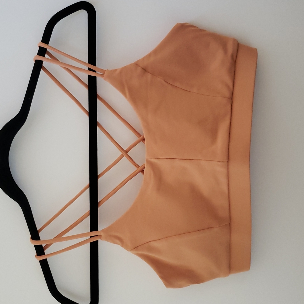 ECHT peach crisscross back sports bra NWOT